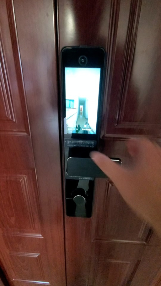 可视门锁看见邻居犯法吗