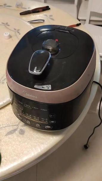 电压力锅盖怎么拆卸图解
