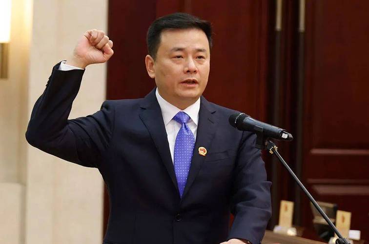 沈铭权任宁波市代市长
