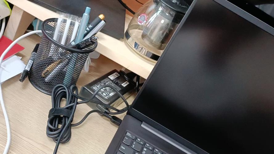 联想小新合上盖子一段时间后无法唤醒