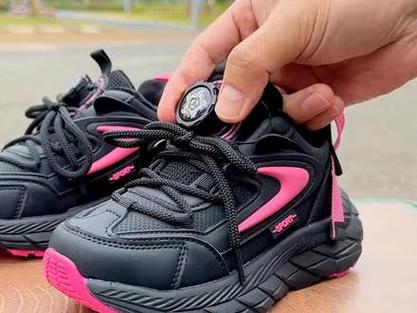 纽扣鞋带 怎么松