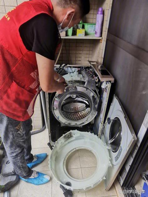 海尔滚筒洗衣机怎么拆卸清理滚筒