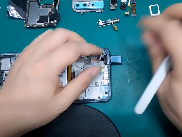 vivo摄像头玻璃怎么换