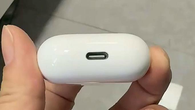 airpods可以用手机充电器吗