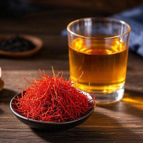 凳子下藏红包
