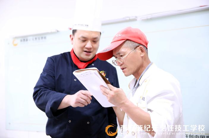 60岁至70岁学厨师的最佳年龄
