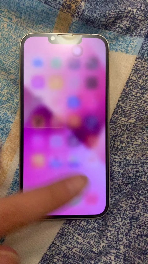 手机屏幕突然模糊像隔了一层雾
