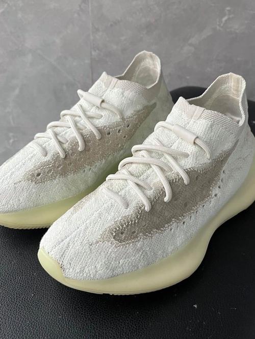 yeezy哪款最舒服