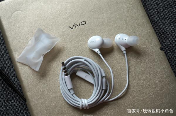 vivo有线耳机插上去没反应