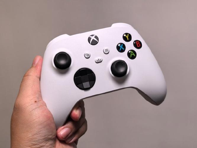 ps4可以用xbox手柄玩吗