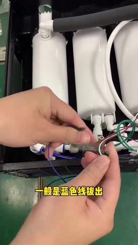 净水机内部咯噔咯噔异响