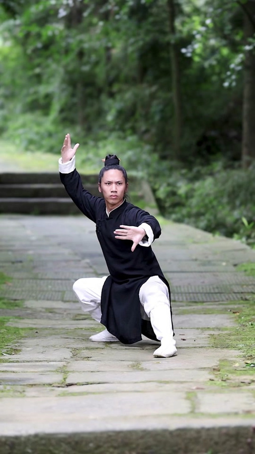 后期逍遥厉害还是武当