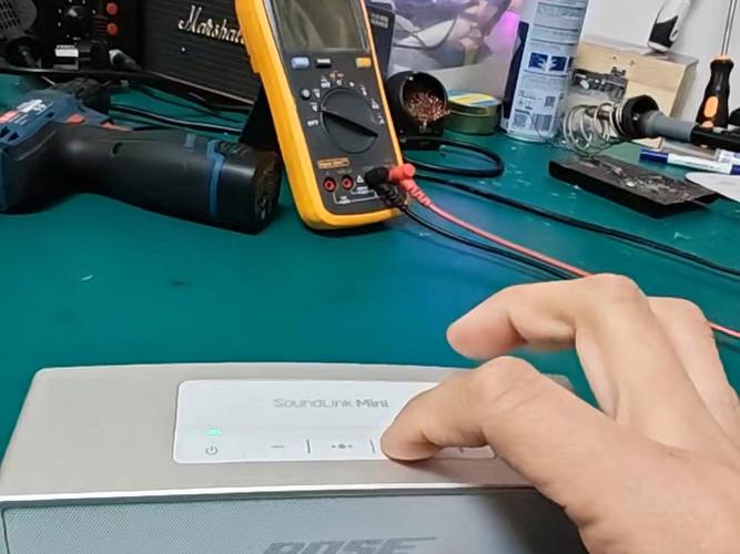 bose蓝牙音箱充不进去电