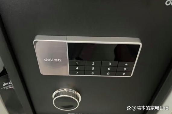 得力保险柜密码重置方法