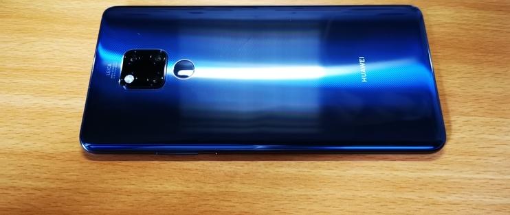 荣耀v20和mate20x哪个好