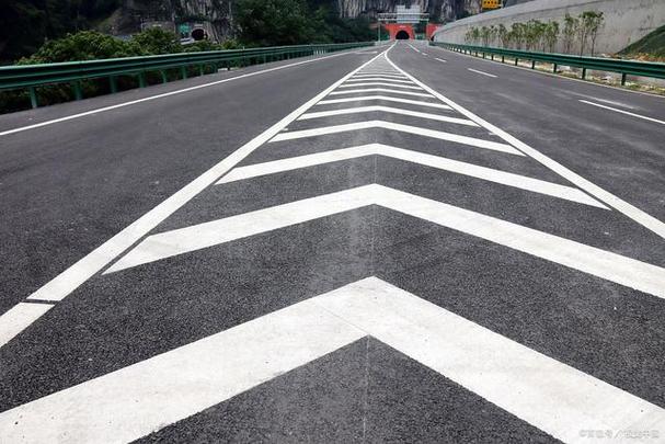 交通路面标线