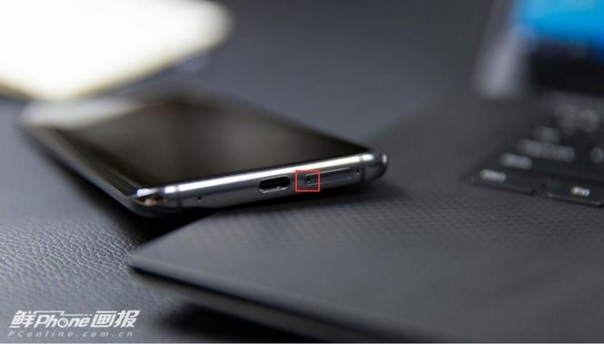 mate20pro卡槽位置