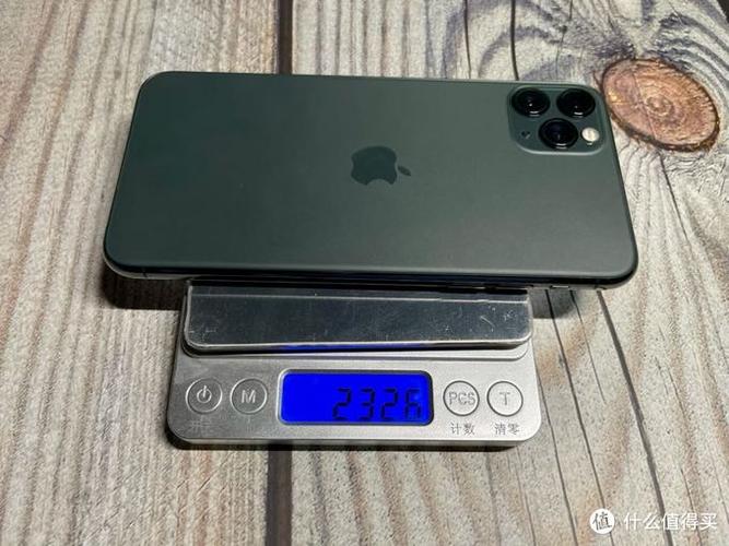 一个苹果12promax多重