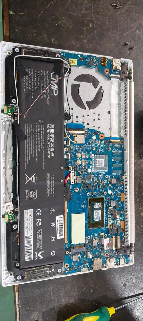 华硕笔记本a480u拆机教程