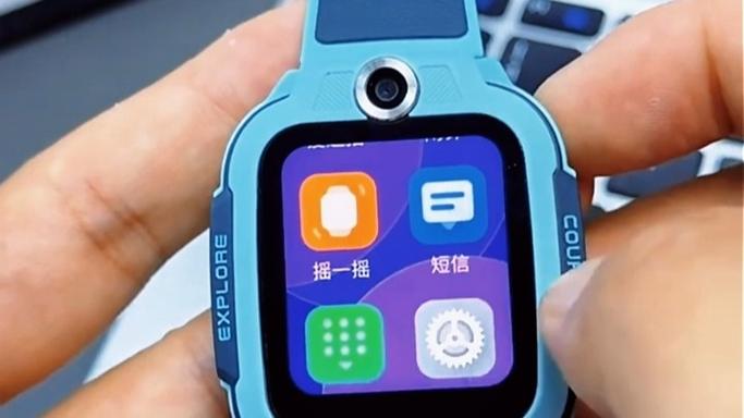 小天才电话手表Y系列和Q系列