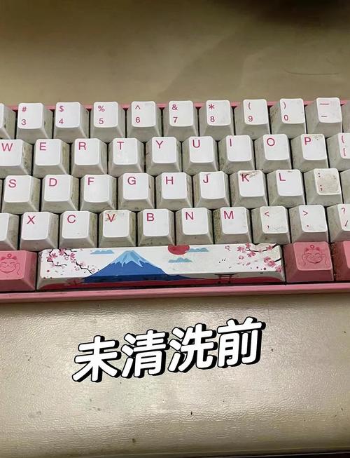 键盘洒上可乐的清理方法
