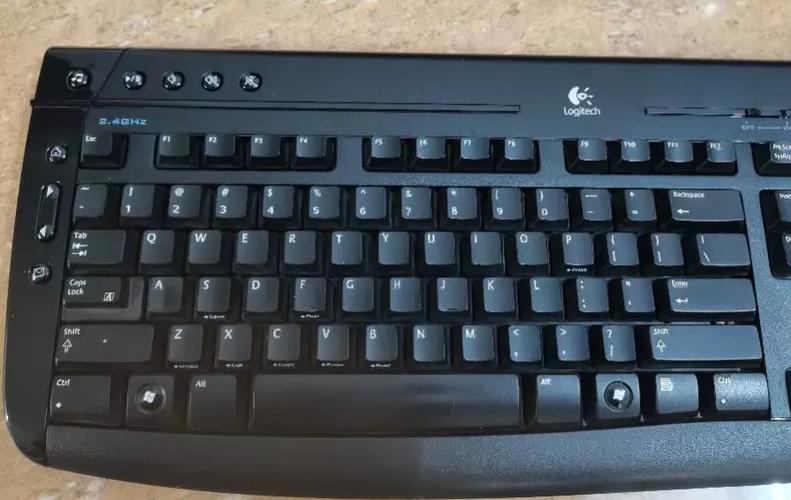 蓝牙键盘接收器通用吗