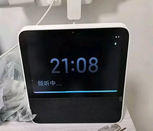 小爱触屏音箱复位键在哪里