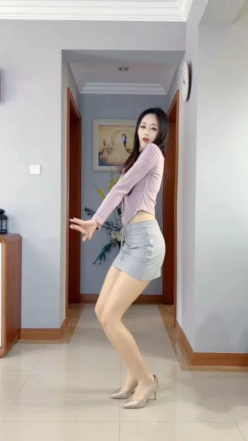 竖屏大腿广场舞慢摇