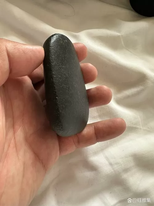 石斧为什么用黑石