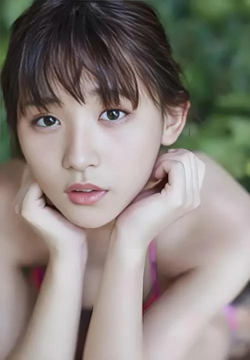 浅川梨奈